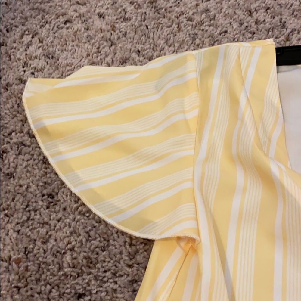 Yellow Dress - Picture 3 of 4